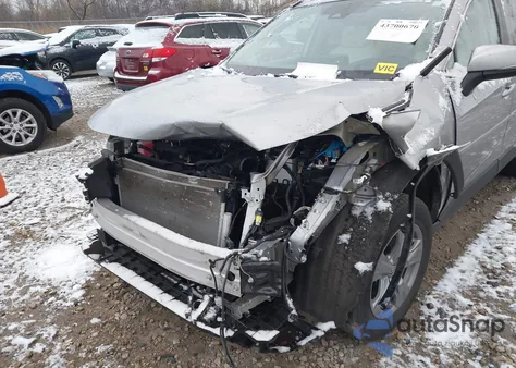 2022 Toyota Rav4 Xle from USA, damaged, VIN 2T3P1RFV6NW267651